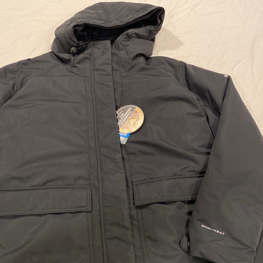Brand new Columbia coat! Great quality. Never worn.